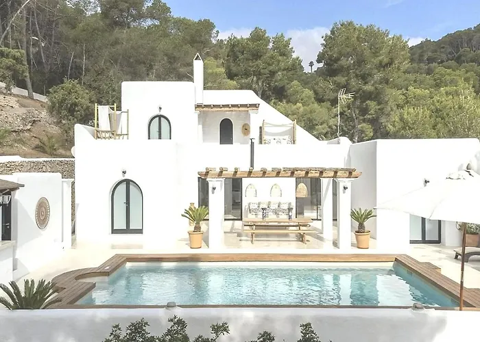 Quiet - View - Pool - Parking Villa Isem